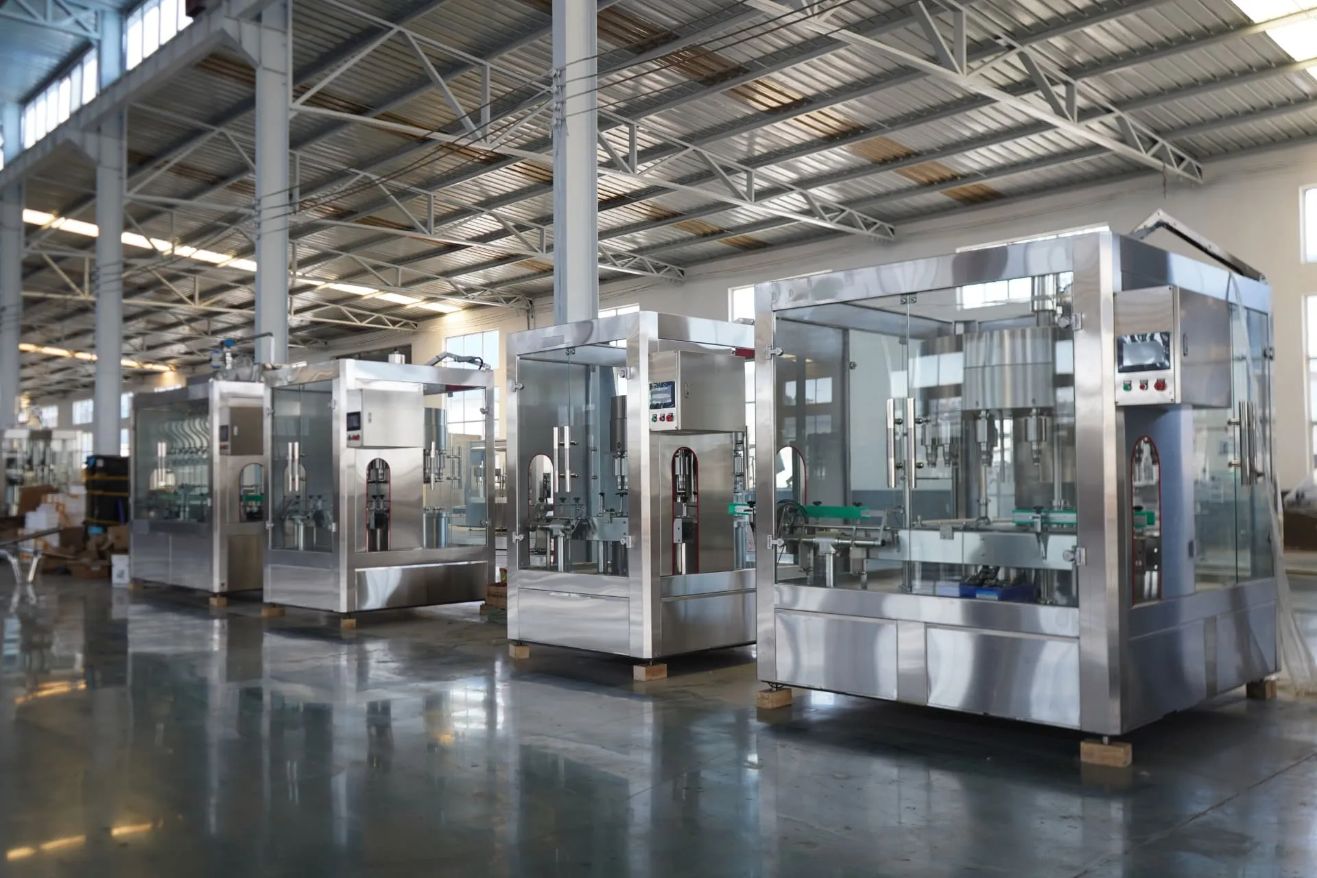 MotivaPAC factory for liquid filling and packaging machine manufacturing