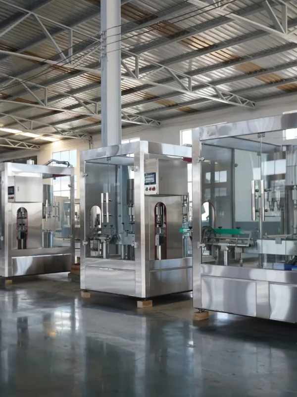 MotivaPAC factory with filling and packing machine